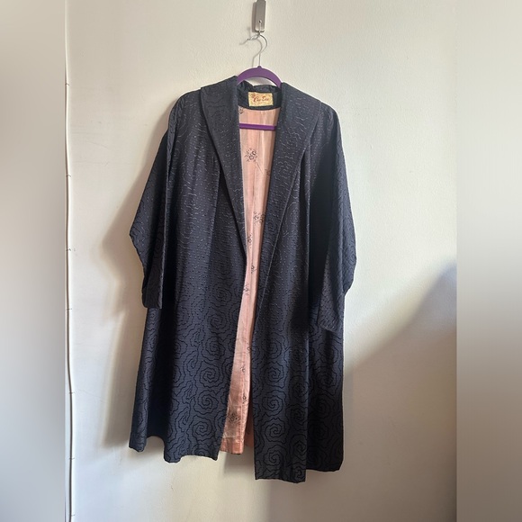 Vintage cee dee 60’s silk evening coat. One size. So good. - Picture 2 of 8